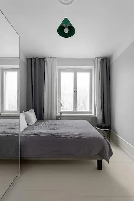Harju 8 - Stylish - Minimalist - Best Location Helsinki Apartment