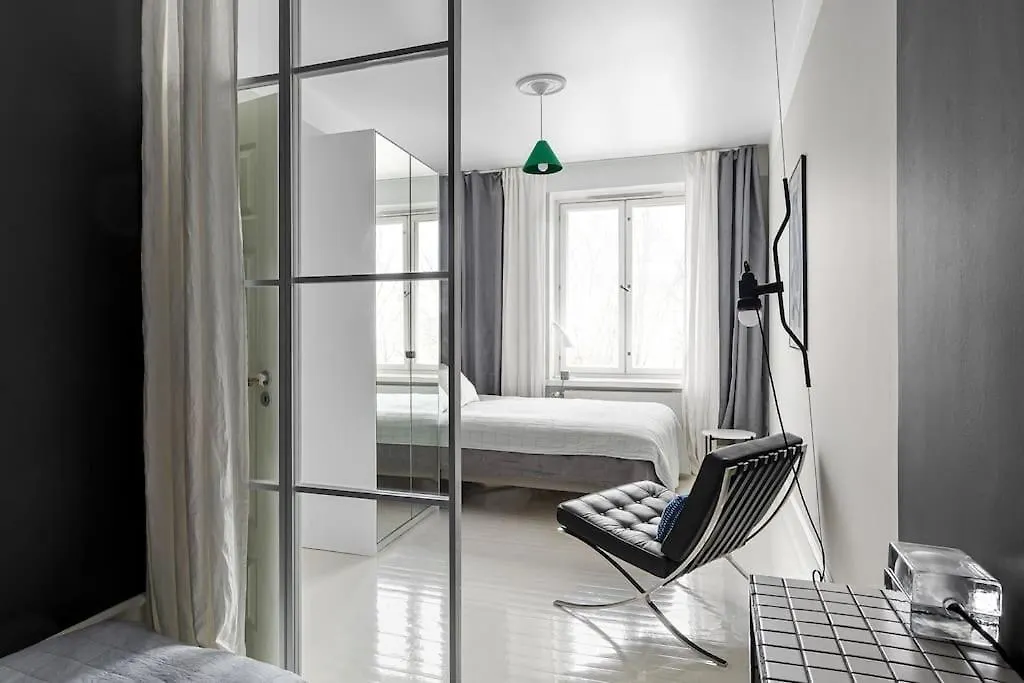 Harju 8 - Stylish - Minimalist - Best Location Helsinki Apartment